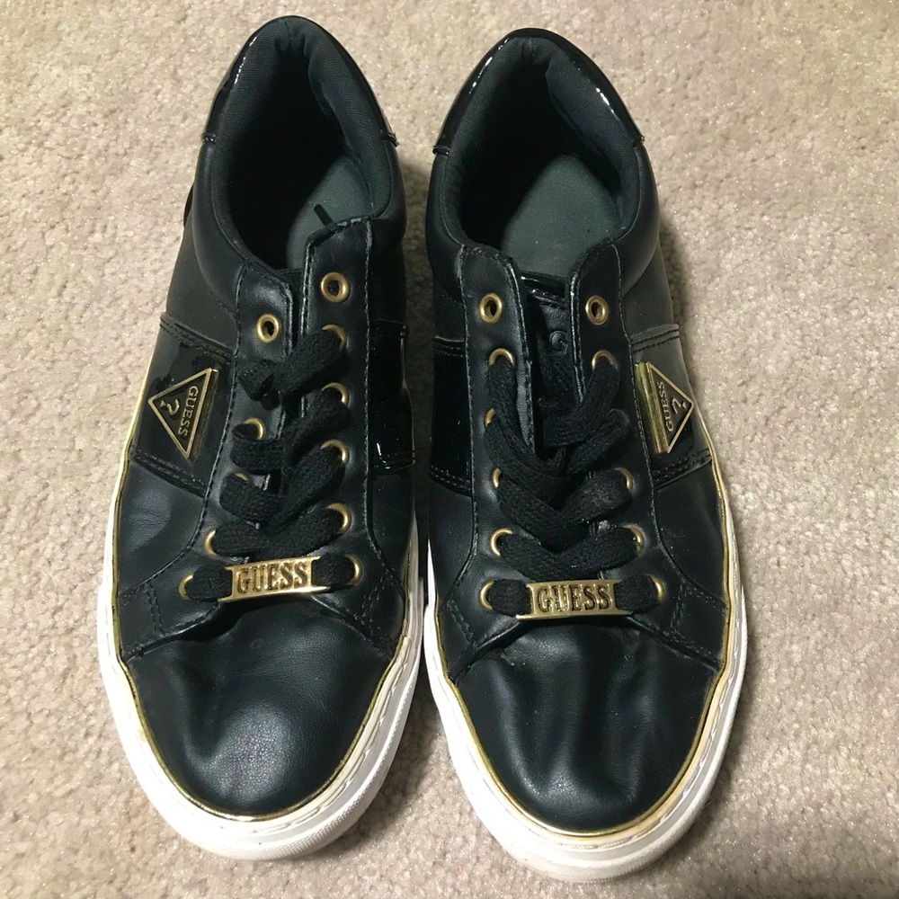 Guess Gwinne Low-Top Faux Leather Sneakers Black/Gold/White Size 8.5 Women’s